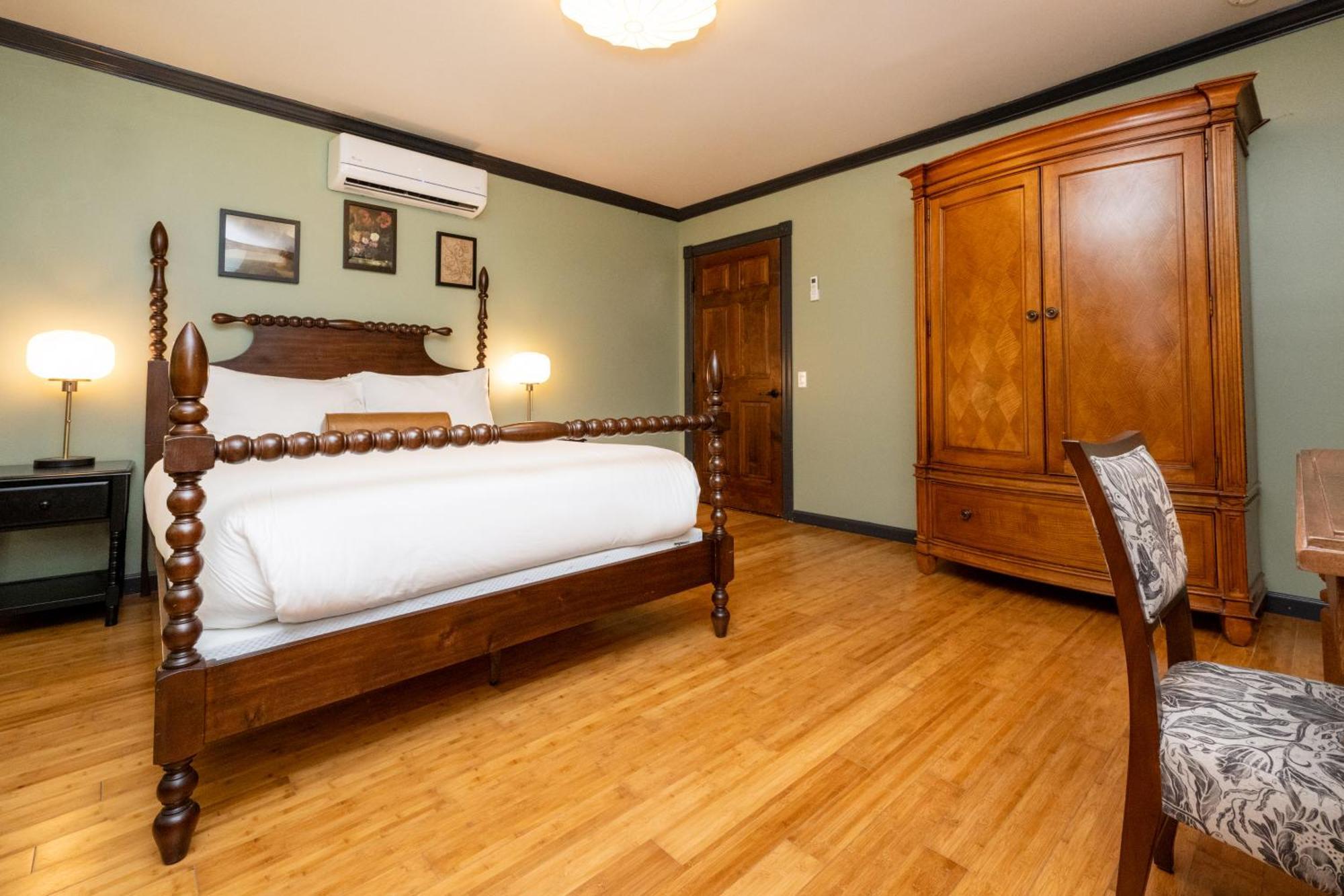 The Constance By The Lenox Collection Otel Dış mekan fotoğraf